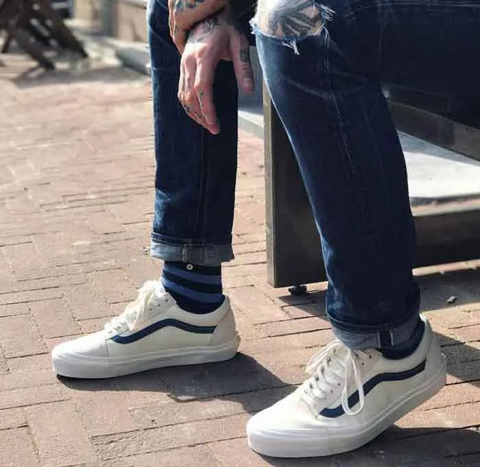 Các mẫu giày Vans chính hãng bán chạy và giá bán mới cập nhật