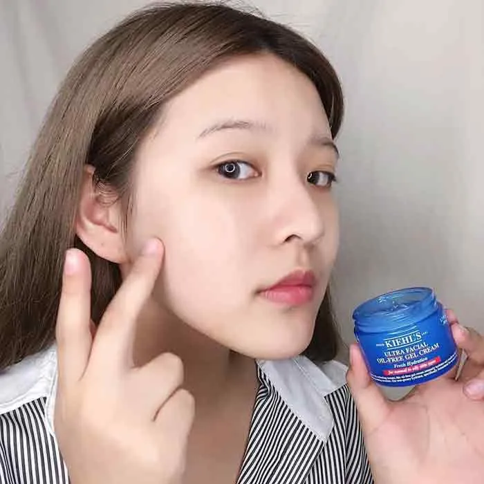 Review top 10 kem dưỡng ẩm cho da mụn nhạy cảm chất lượng tốt nên dùng