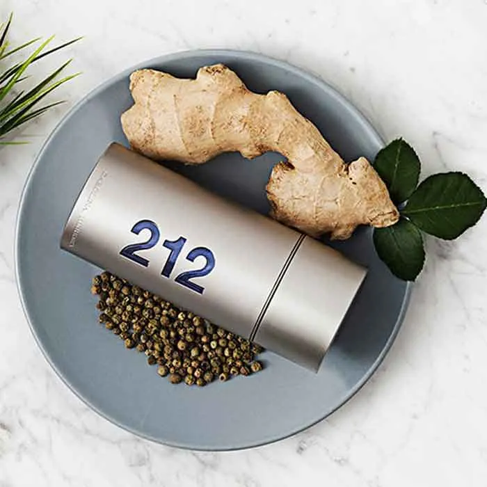 Top 5 chai nước hoa 212 nam và nữ rất thơm được săn đón