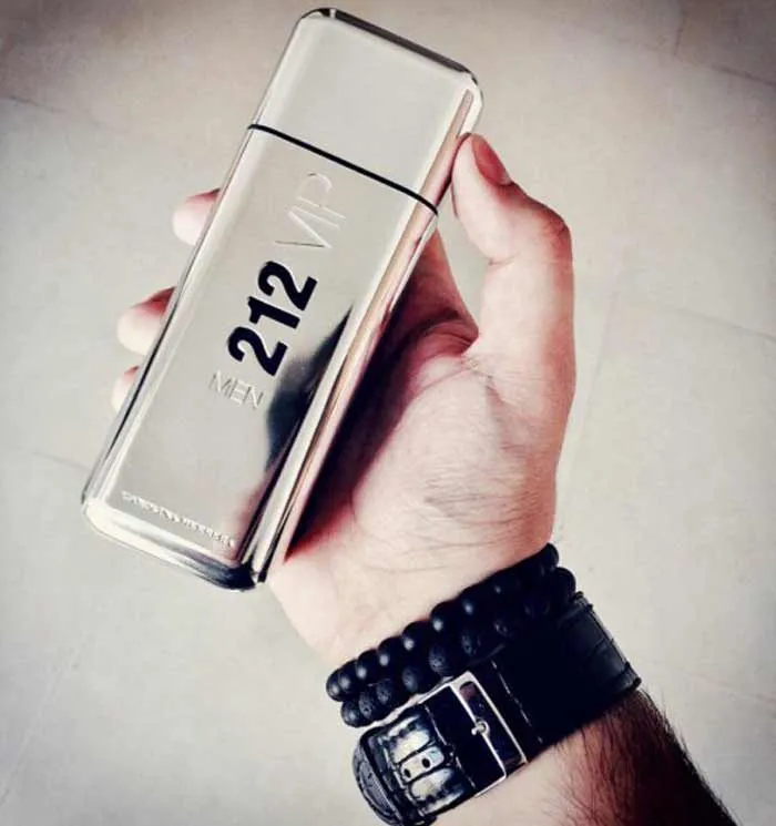 Top 5 chai nước hoa 212 nam và nữ rất thơm được săn đón