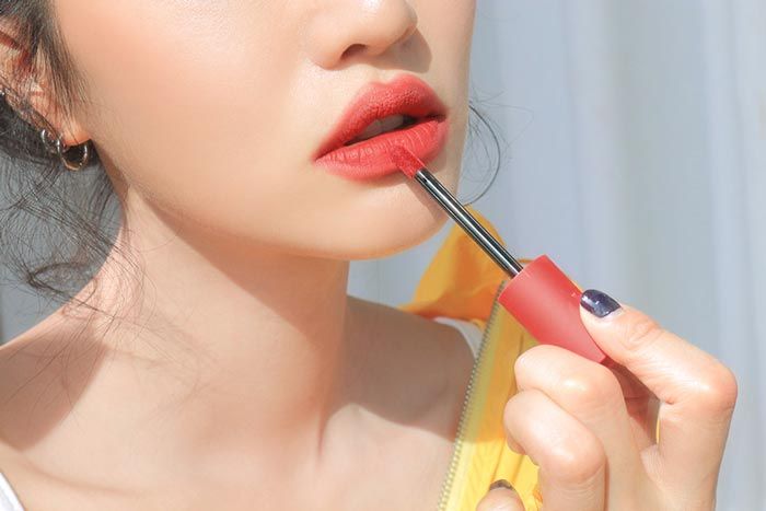 Top 10 thỏi son kem lì giá rẻ được yêu rất thích hiện nay - 3