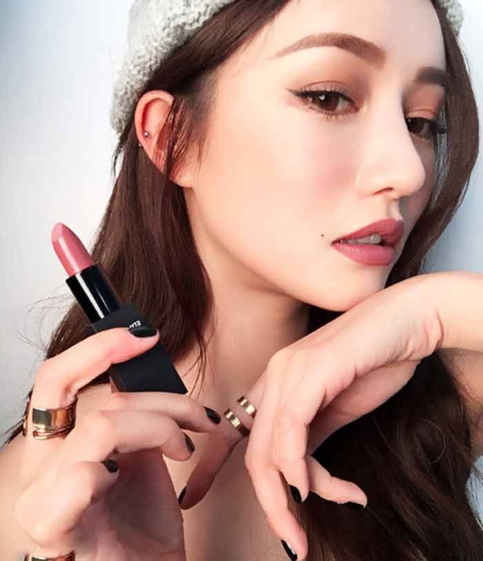 Top 11 thỏi son màu hồng đất đẹp và trendy không thể bỏ lỡ - 2