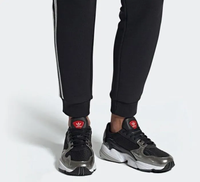 Top 10 mẫu Adidas Chunky Sneaker nổi tiếng và bán chạy hiện nay