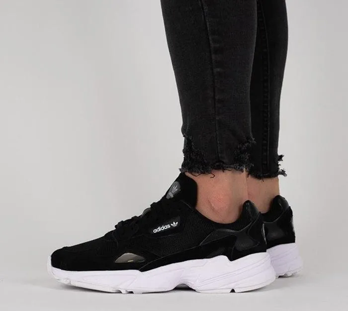 Top 10 mẫu Adidas Chunky Sneaker nổi tiếng và bán chạy hiện nay