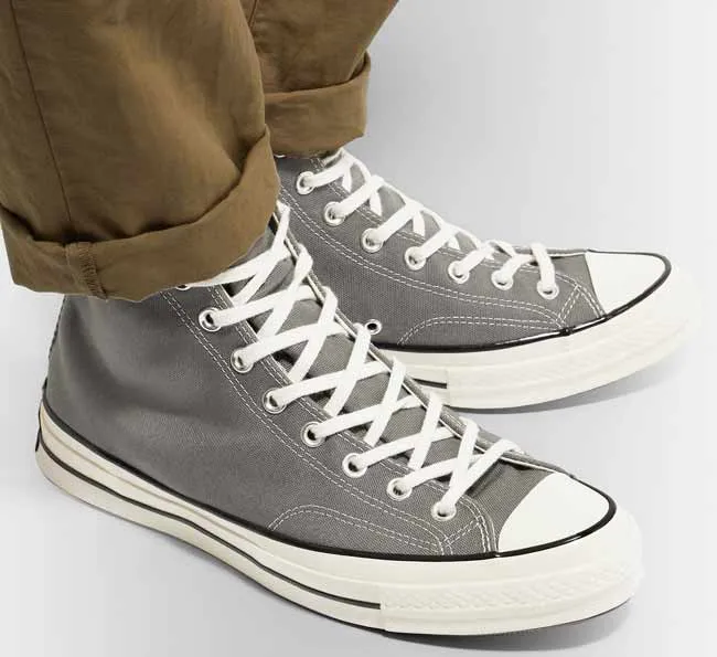 Giá 9 dòng giày Converse được yêu thích rộng rãi và cách tính size giày chuẩn xác