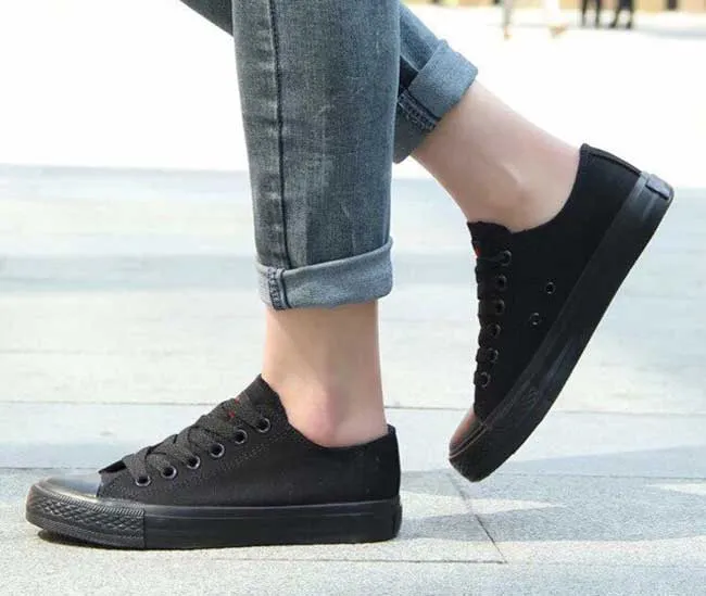 Giá 9 dòng giày Converse được yêu thích rộng rãi và cách tính size giày chuẩn xác