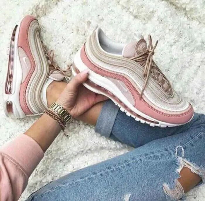 10 mẫu giày Nike nữ đẹp và trendy đang bùng nổ hiện nay - 6