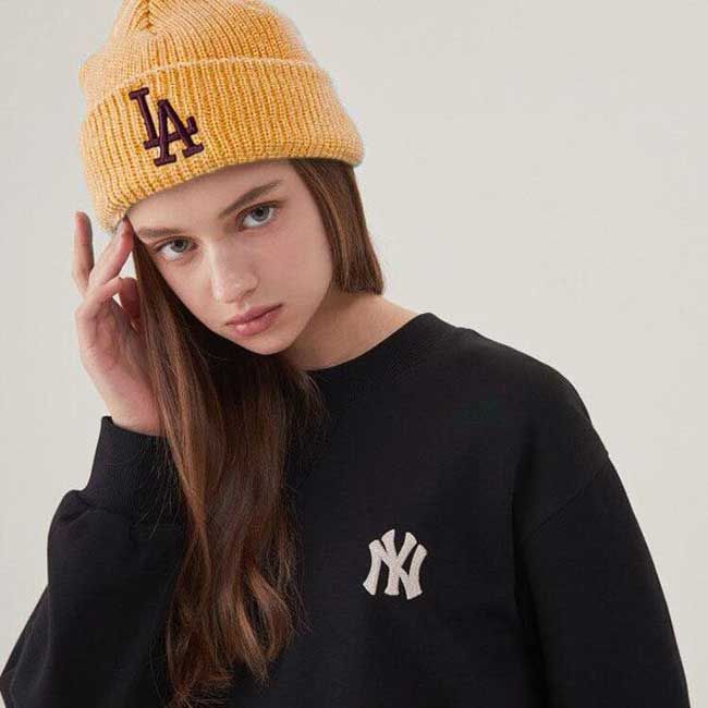 10+ mẫu mũ len MLB rất sành điệu và cách mix đồ 