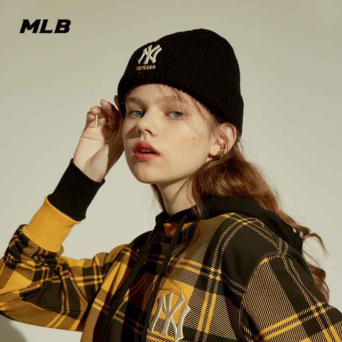 10+ mẫu mũ len MLB rất sành điệu và cách mix đồ 