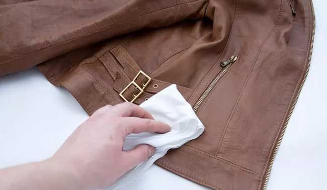 11 cách phối đồ đẹp cùng áo khoác da sành điệu như fashionista