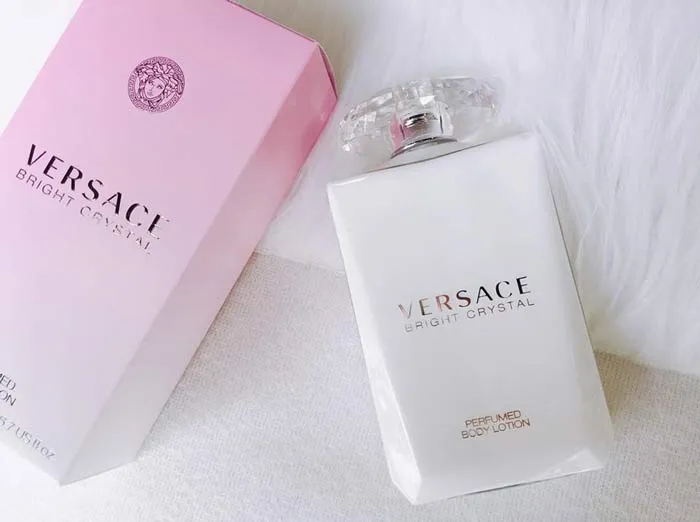 Top 10 sữa dưỡng thể nước hoa cấp ẩm trắng da - 6