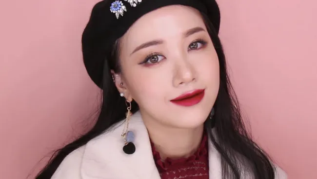 Review 10 son màu đỏ rượu vang vô cùng đẹp của các thương hiệu nổi tiếng
