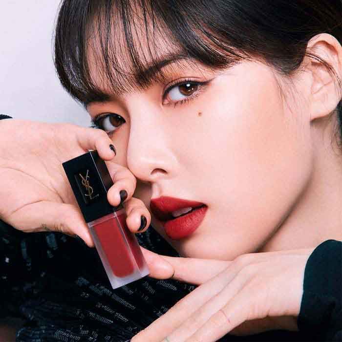 Top 15 thỏi son màu đỏ đất vô cùng đẹp chất xịn giá dưới 300K