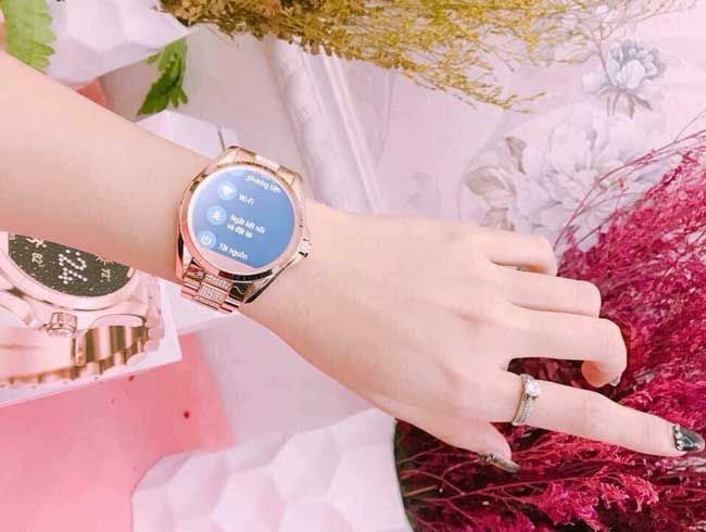 Cập nhật 7+ xu hướng đồng hồ trendy đang tạo 