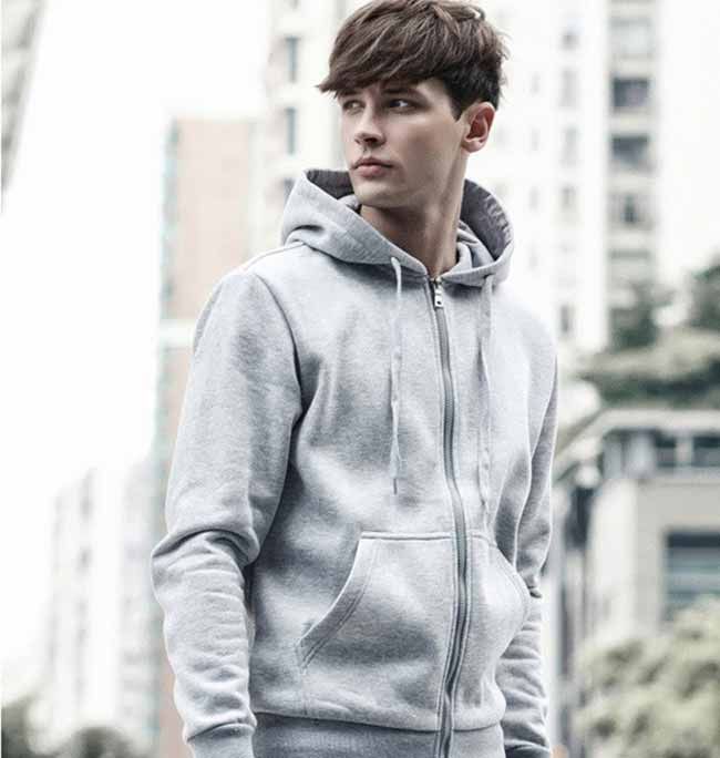 Gợi ý cách chọn áo khoác nỉ nam đẹp cho từng dáng người