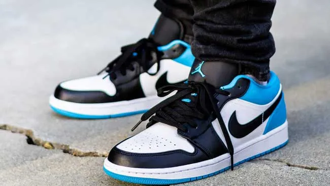 Top 10 đôi giày Nike Jordan 1 trendy giá chỉ từ 3 triệu