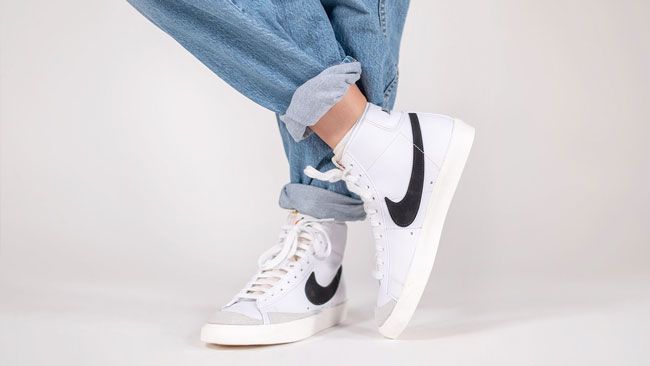 Top 15+ đôi giày Nike nam chính hãng trendy giá từ 1800K