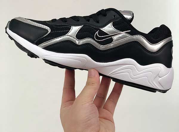 Top 15+ đôi giày Nike nam chính hãng trendy giá từ 1800K