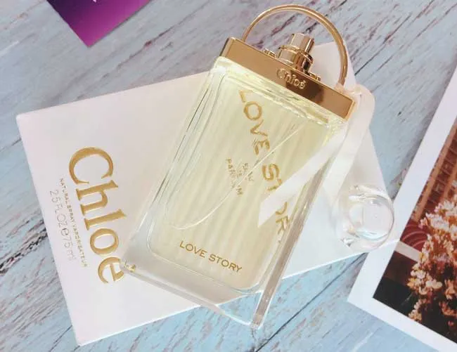 Tìm hiểu thông tin chi tiết về thương hiệu Chloé của Pháp