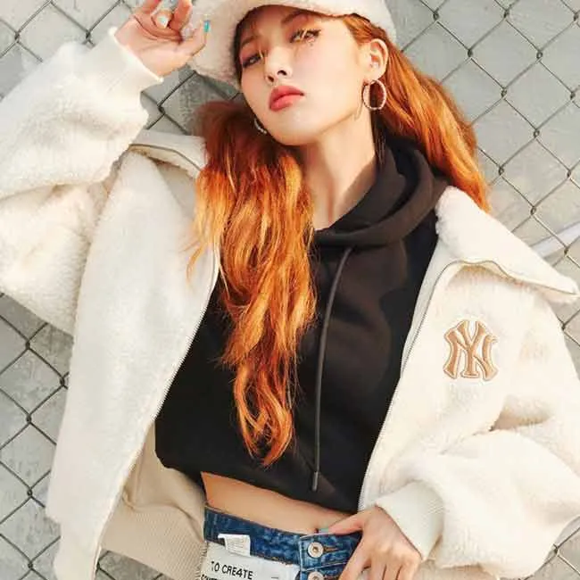 Top 10 mẫu áo khoác MLB chính hãng giá rẻ trendy năm nay