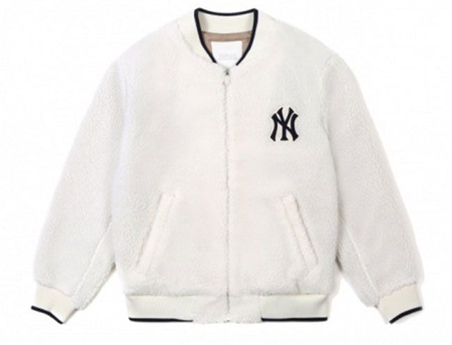 Top 10 mẫu áo khoác MLB chính hãng giá rẻ trendy năm nay