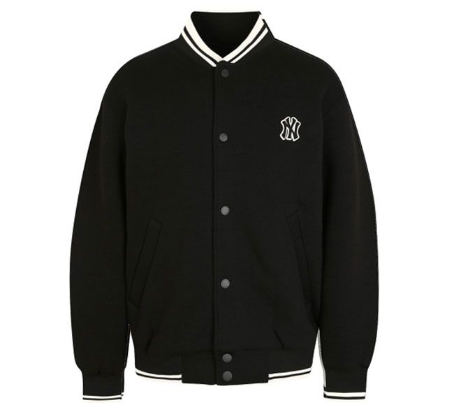 Top 10 mẫu áo khoác MLB chính hãng giá rẻ trendy năm nay