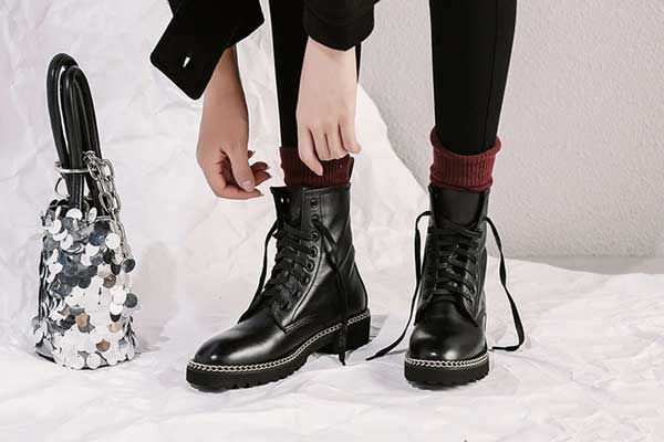 7+ cách phối đồ cực sành điệu với giày Ankle Boots cho nữ