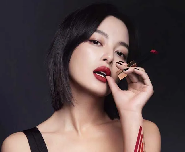 Review top 10 thỏi son màu đỏ gạch vô cùng đẹp đang là xu hướng hiện nay
