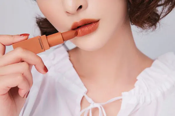 Top 10 màu son môi cao cấp vô cùng đẹp sale up to 50% Black Friday - 3