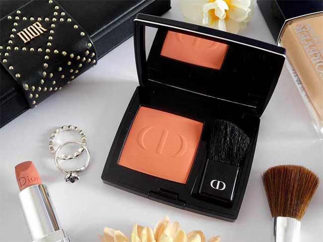 Top 8 mỹ phẩm Dior trang điểm và dưỡng da được nhiều khách hàng yêu thích nên mua - 12