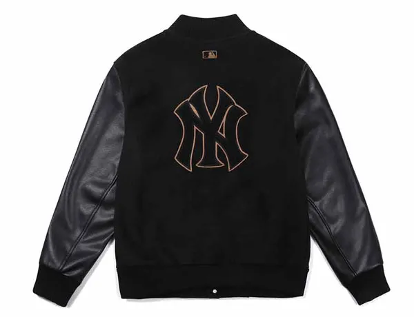 Top 5 mẫu áo khoác bóng chày hàng hiệu trendy đáng mua