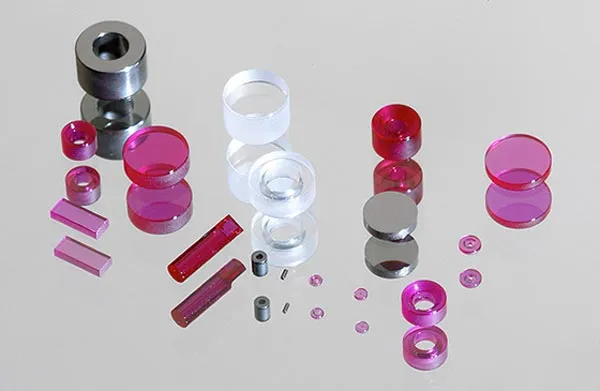 Chân kính - Jewel đồng hồ là gì? Các lưu ý khi mua đồng hồ chân kính