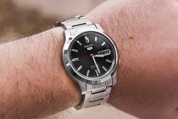 Top 10 mẫu đồng hồ Seiko Automatic bền đẹp giá dưới 5 triệu đồng
