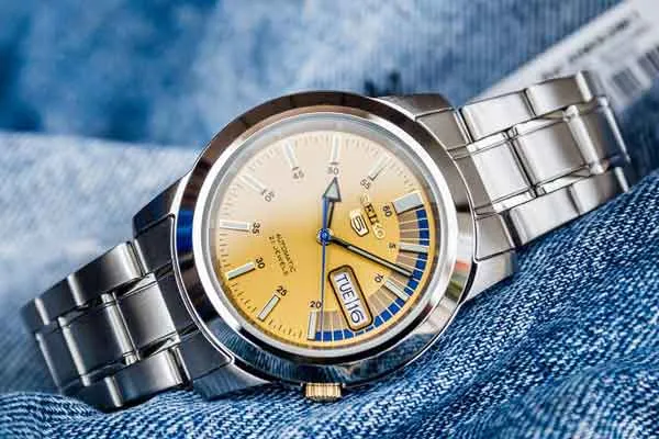 Top 10 mẫu đồng hồ Seiko Automatic bền đẹp giá dưới 5 triệu đồng