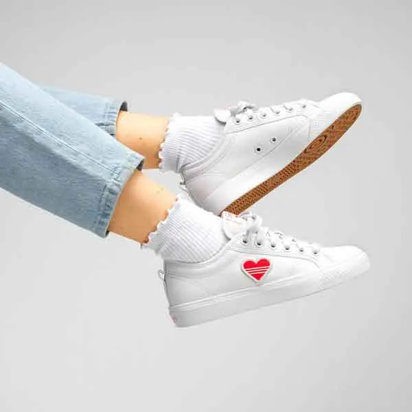 Top 11 giày Adidas nữ màu trắng rất dễ phối đồ hiện nay - 6