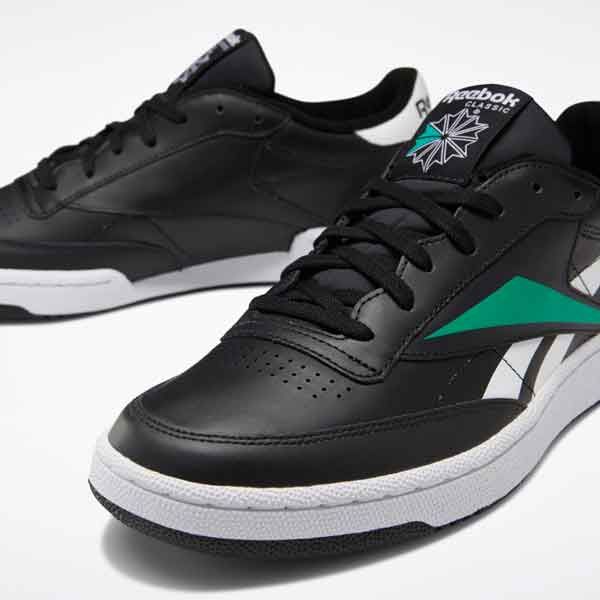 Top 7+ đôi giày thể thao màu đen dễ phối đồ, tôn dáng cho quý ông thấp béo - 17