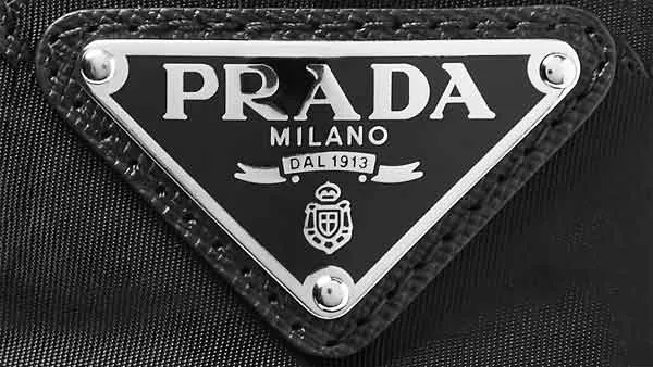 Sự ra đời và phát triển của thương hiệu nổi tiếng Prada