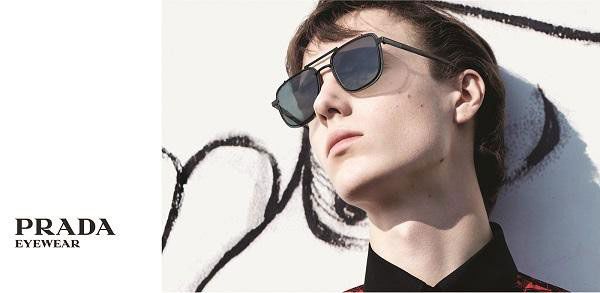 Sự ra đời và phát triển của thương hiệu nổi tiếng Prada