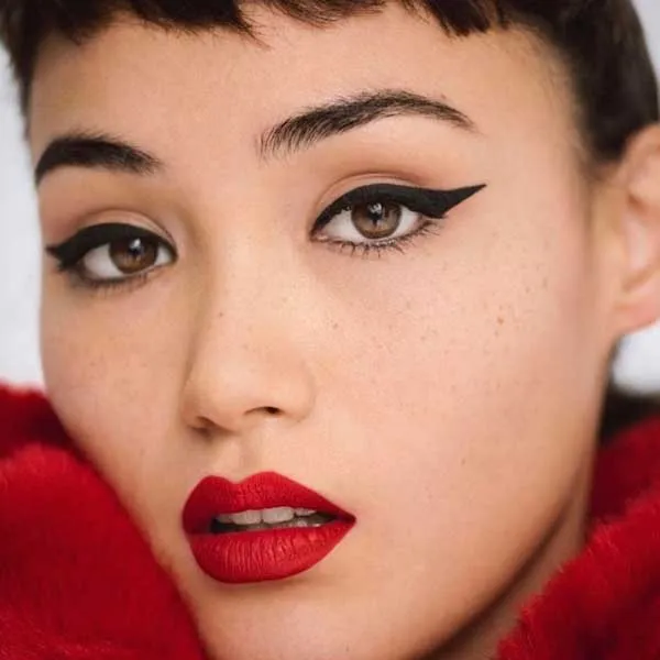 Top 7 thỏi son màu đỏ thuần vô cùng đẹp đi đầu xu hướng makeup - 12