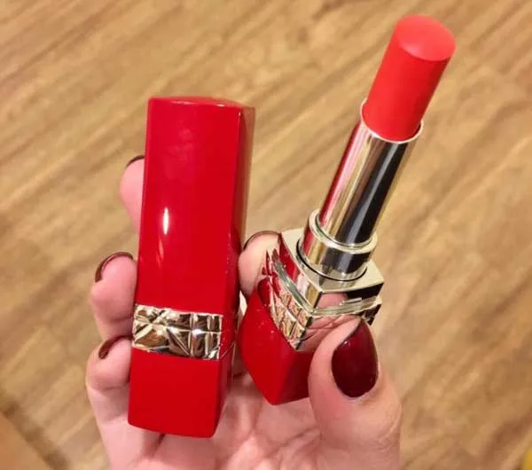 Top 7 thỏi son màu đỏ thuần vô cùng đẹp đi đầu xu hướng makeup - 20