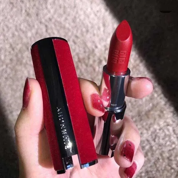 Top 7 thỏi son màu đỏ thuần vô cùng đẹp đi đầu xu hướng makeup - 24