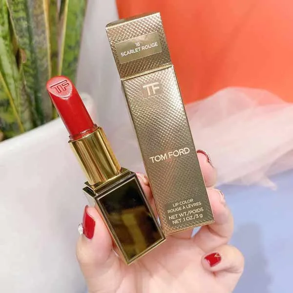 Top 7 thỏi son màu đỏ thuần vô cùng đẹp đi đầu xu hướng makeup - 27