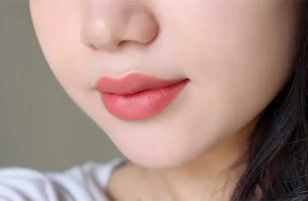 Review 5 thỏi son màu trà sữa vô cùng đẹp mới lạ và sang chảnh