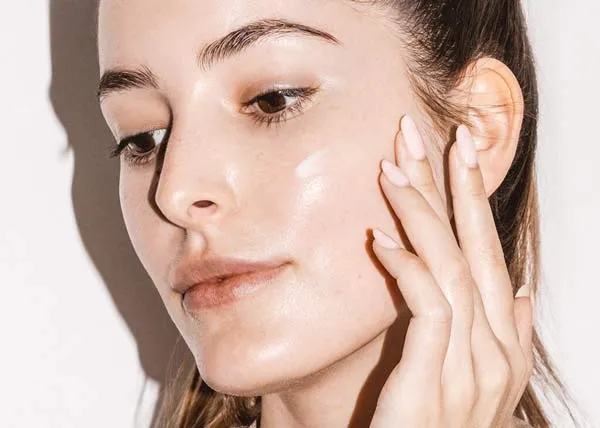 Serum là gì? Có những loại serum dưỡng da nào? Công dụng và cách dùng