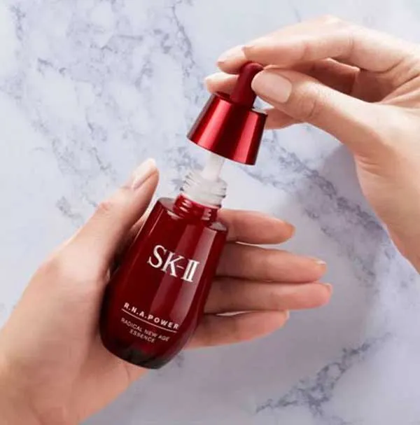 Serum là gì? Có những loại serum dưỡng da nào? Công dụng và cách dùng