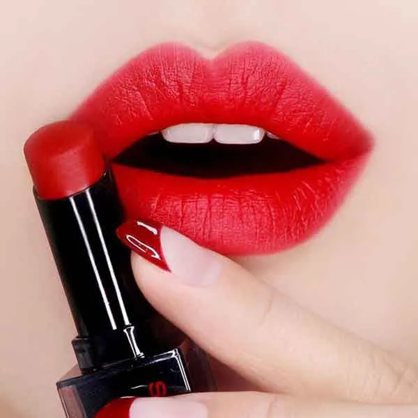 Son môi Shu Uemura giá bao nhiêu? Review top 6 màu son Amplified giúp tôn da - 6