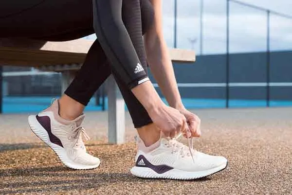Top 9 giày chạy bộ nam - nữ được được sử dụng nhiều hiện nay
