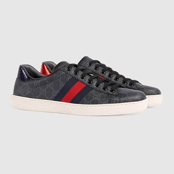 Top 13 giày sneaker nam được ưa chuộng hiện nay