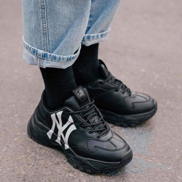 Top 13 giày sneaker nam được ưa chuộng hiện nay