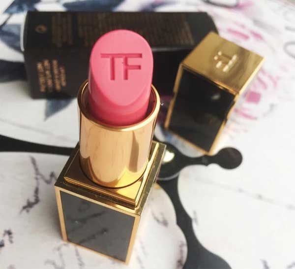 Top 7 màu son mùa xuân vô cùng đẹp cho nàng thêm xinh tươi - 23